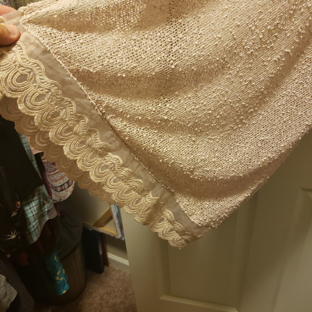 Sweater - Picture 4 of 4